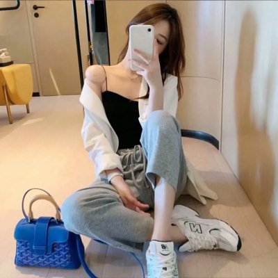 乘风而上的她